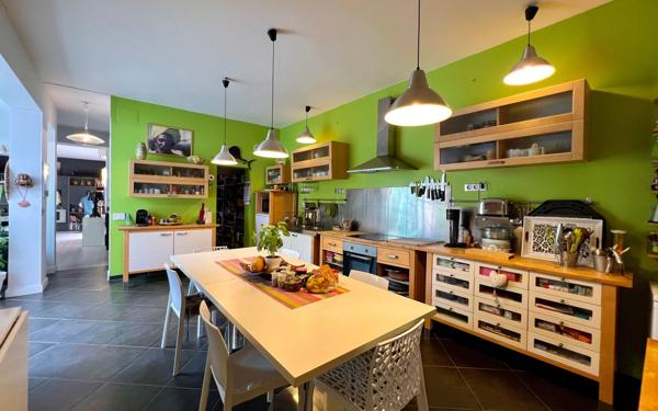 Maison à vendre    4 pièces •  Béziers