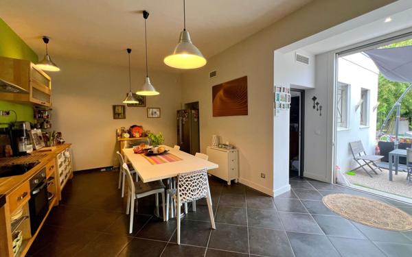 Maison à vendre    4 pièces •  Béziers