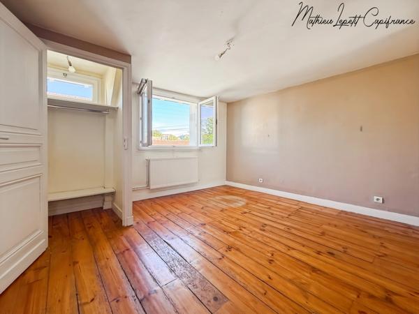 🏡 À vendre – Grande maison familiale 6 pièces de 150 M² avec dépendance à PERIGUEUX.