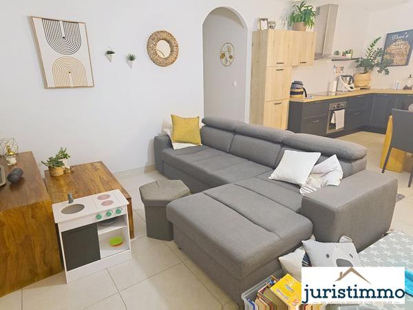 Camaret-sur-Aigues (84850) MAISON DE PLAIN PIED DE 93M² SUR 580M² DANS UN LOTISSEMENT CALME