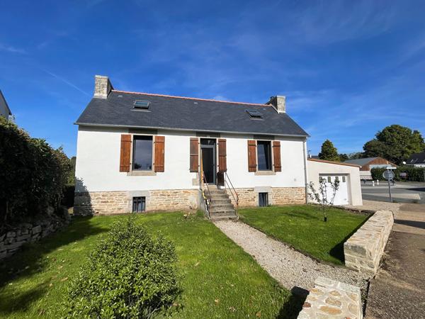 Maison des années 70 – PLOMELIN