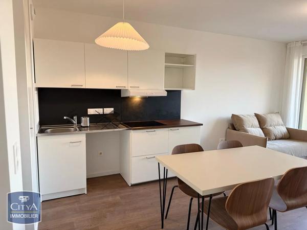 Appartement à louer 2 pièces 50m² La Courneuve (93120)