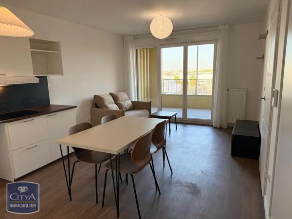 Appartement à louer 2 pièces 50m² La Courneuve (93120)