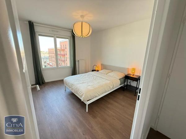 Appartement à louer 2 pièces 50m² La Courneuve (93120)
