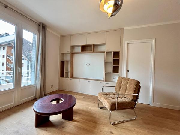 Appartement Annecy 3 pièce(s) 62.03 m2