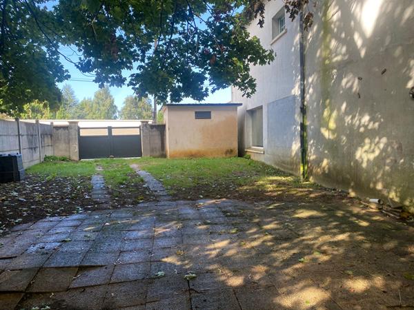 Maison Mamers 6 pièce(s) 180 m2