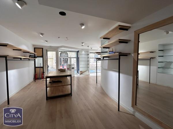 Local commercial à vendre 85m² Avignon (84000)
