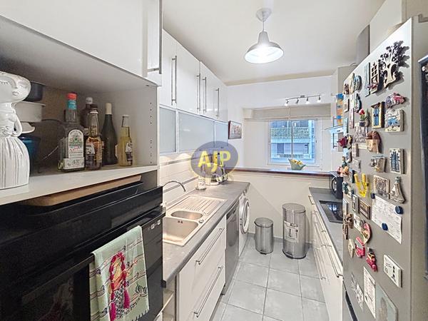Appartement à vendre Paris 15eme - 3 pièces, 69m² avec 2 chambre(s) à 630 000€ - AJP Immobilier Paris 15 - Agence Pernet