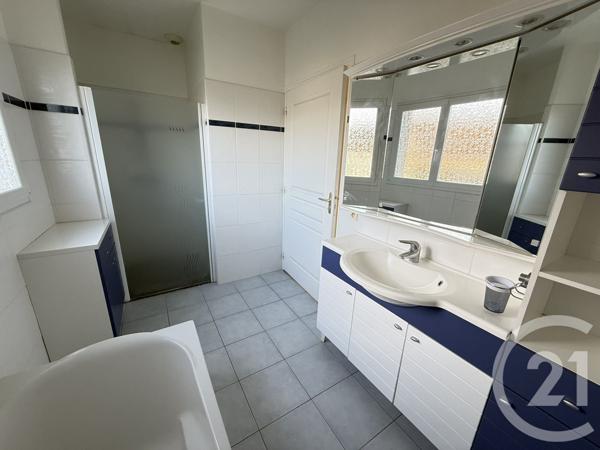 Maison à vendre  5 pièces - 145,67 m2 CHANGE - 72