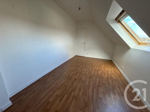 Maison à vendre  5 pièces - 145,67 m2 CHANGE - 72