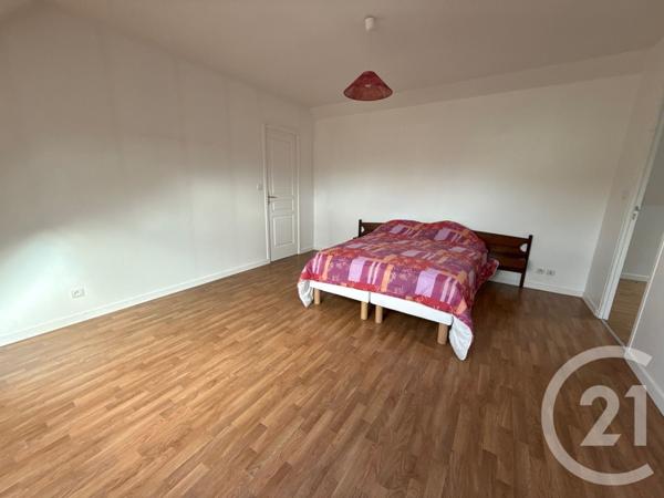 Maison à vendre  5 pièces - 145,67 m2 CHANGE - 72