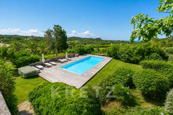 Maison d'architecte avec vue sur la mer au Domaine de Spérone