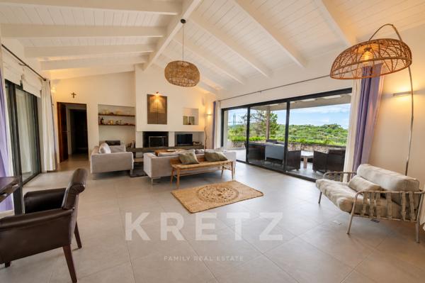 Maison d'architecte avec vue sur la mer au Domaine de Spérone