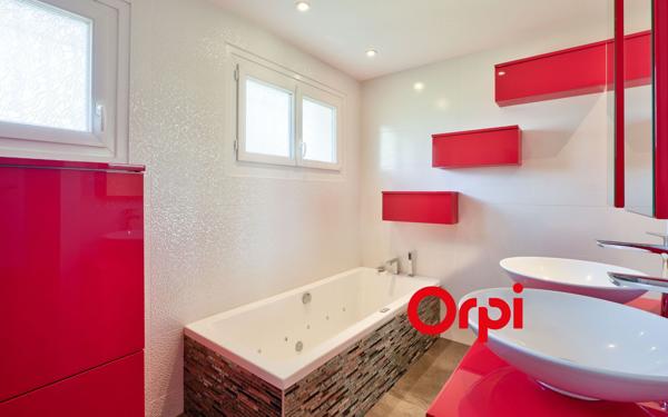 Maison à louer    6 pièces • 163 m2 Vaugneray