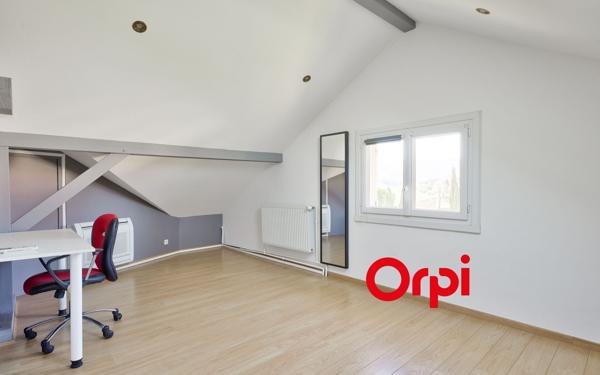 Maison à louer    6 pièces • 163 m2 Vaugneray