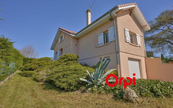 Maison à louer    6 pièces • 163 m2 Vaugneray