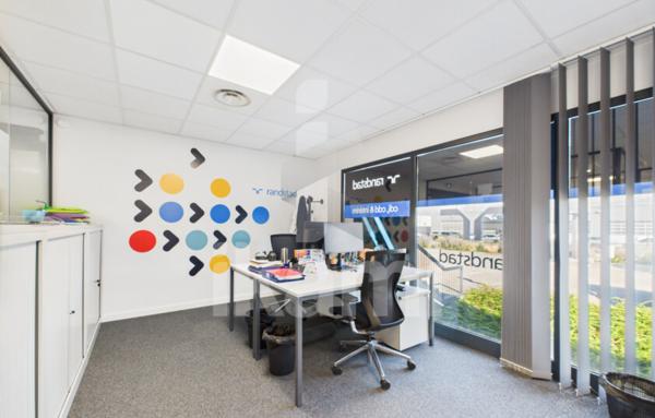 En exclusivité à Saint Marcellin, bureau loué à la rentabilité exceptionnelle de 9,4%