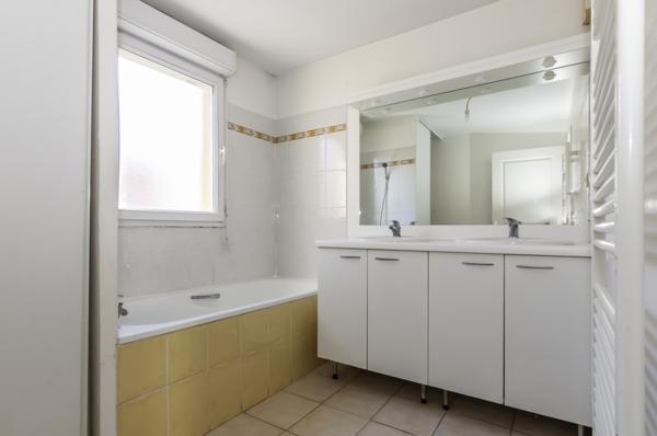 Appartement 273 000 € Mèze 4 p 88 m² DPE