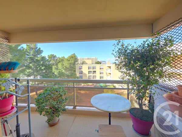 Appartement à vendre  4 pièces - 98 m2 MARSEILLE - 13010