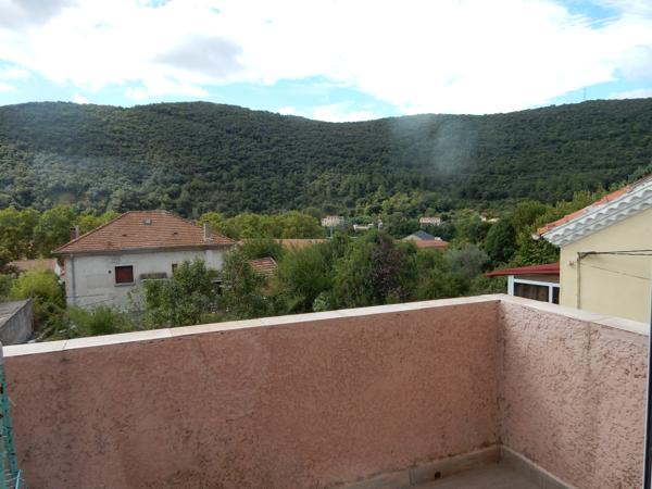Maison EN Pierre Avec 2 Appartements - Garage - Grand Terrain