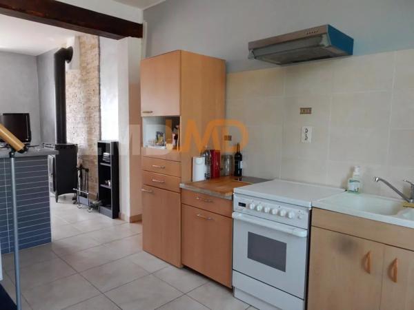 Maison EN Pierre Avec 2 Appartements - Garage - Grand Terrain