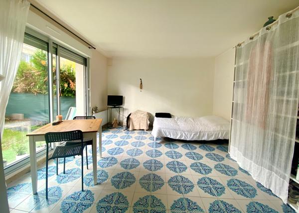 STUDIO AVEC JARDIN Orleans 1 pièce(s)