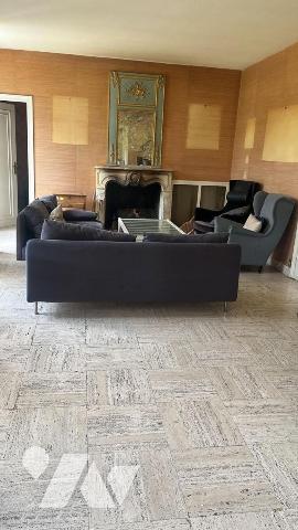 CONDE EN NORMANDIE - MAISON DE CARACTERE A RENOVER