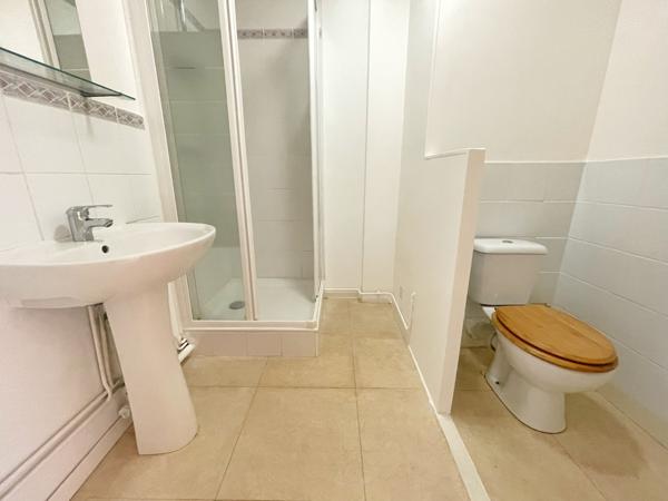 Appartement 4 pièce(s) 2 chambre(s) 67 m²