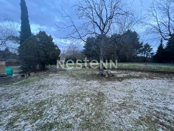 VELAUX ? Propriété d'exception du XIX? siècle ? 330 m² ? Terrain 3 700 m² - location - Bastide provençale