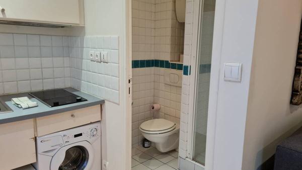 Secteur Vavin - Charmant studio en étage élevé, meublé