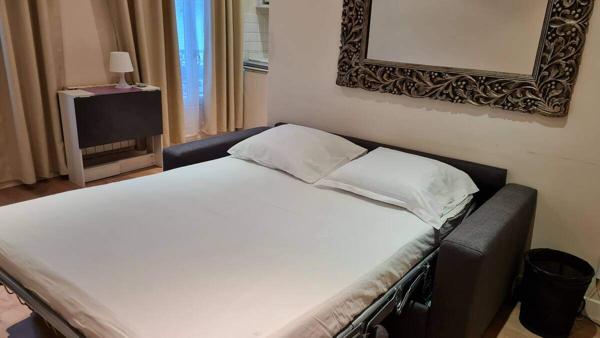 Secteur Vavin - Charmant studio en étage élevé, meublé