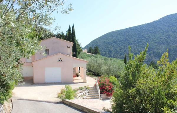 Maison à vendre 5 pièces NYONS (26)