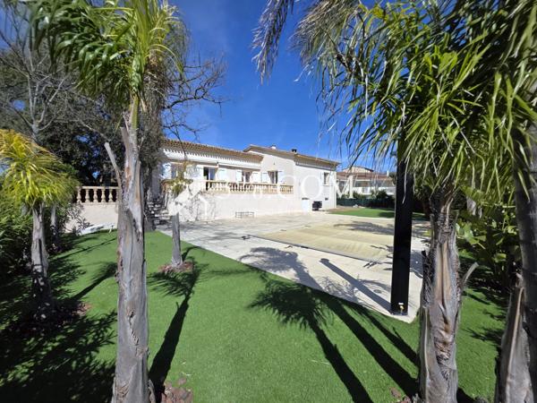 Villa 4 pièce(s) 3 chambre(s) 108 m²