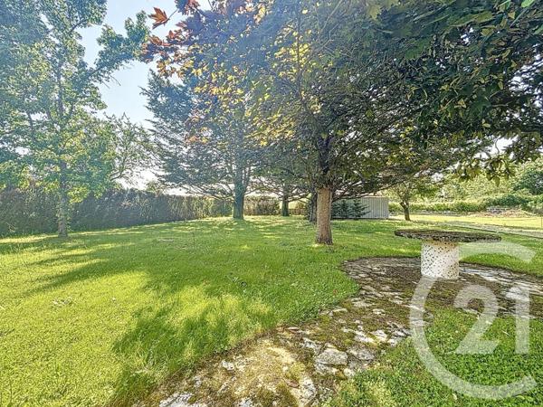 Maison à vendre  7 pièces - 137,60 m2 VARENNES SUR ALLIER - 03