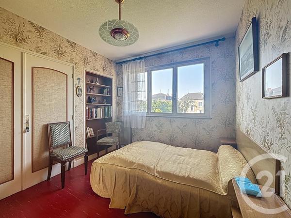 Maison à vendre  7 pièces - 137,60 m2 VARENNES SUR ALLIER - 03