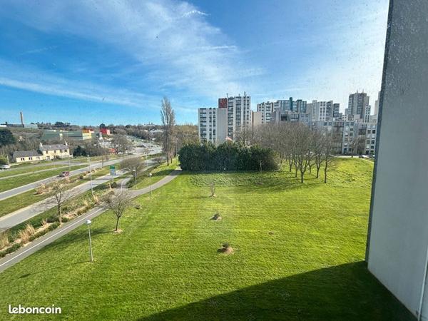 APPARTEMENT T1 BIS - PROCHE ECOLE DE COMMERCE BREST