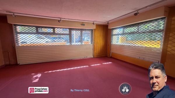 PONT D AIN - MURS COMMERCIAUX 282 m², local  libre avec parking