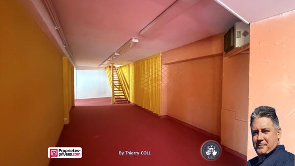 PONT D AIN - MURS COMMERCIAUX 282 m², local  libre avec parking