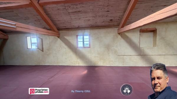 PONT D AIN - MURS COMMERCIAUX 282 m², local  libre avec parking