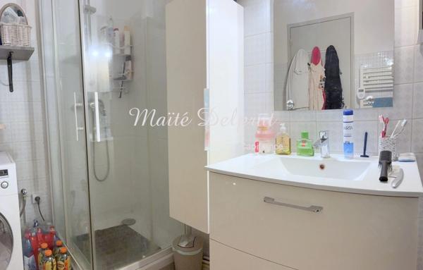 Maison 48 m² à vendre à Carpentras – 2 chambres, jardin 160 m², louée