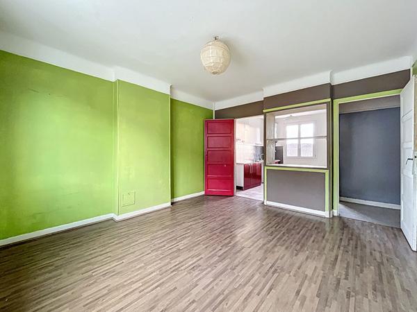 APPARTEMENT T4 DE 91 M² EN CENTRE VILLE DU POUZIN