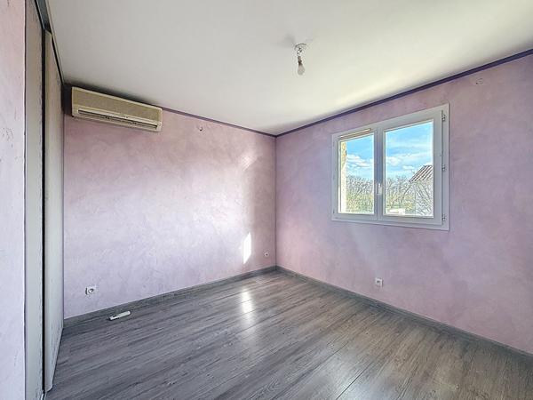 Belle Maison à Saint Maurice de Gourdans, 6 pièces , 135m² avec piscine, garage, terrain 1000m².