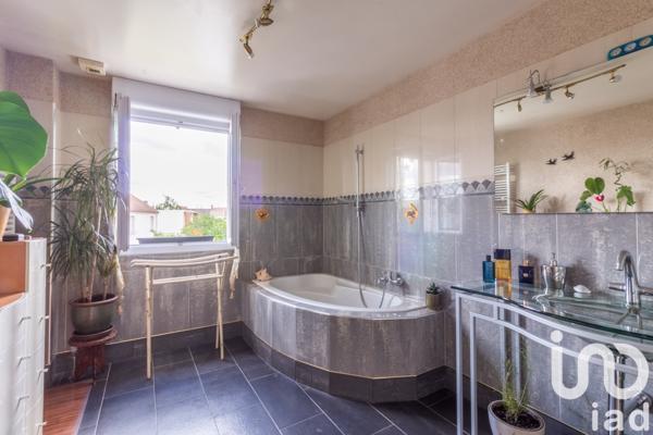 Maison à vendre 5 pièces 118 m² Sartrouville