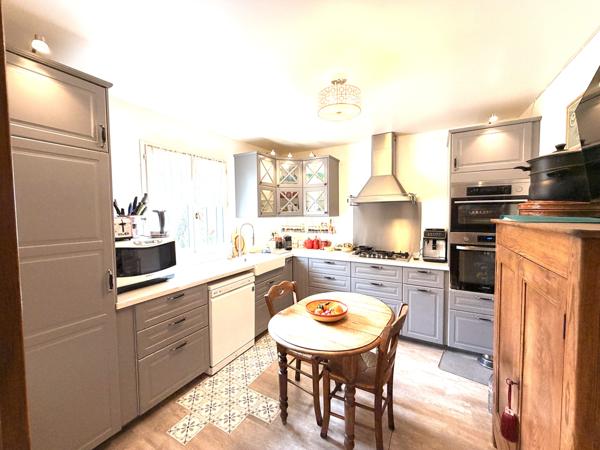 Châteauneuf-de-Gadagne (84470) Maison Chateauneuf de Gadagne 115 m² avec piscine sur un terrain de 901 m²