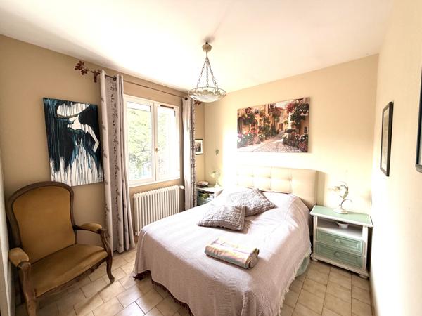 Châteauneuf-de-Gadagne (84470) Maison Chateauneuf de Gadagne 115 m² avec piscine sur un terrain de 901 m²