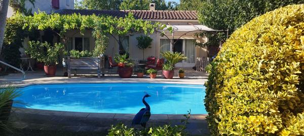 Châteauneuf-de-Gadagne (84470) Maison Chateauneuf de Gadagne 115 m² avec piscine sur un terrain de 901 m²