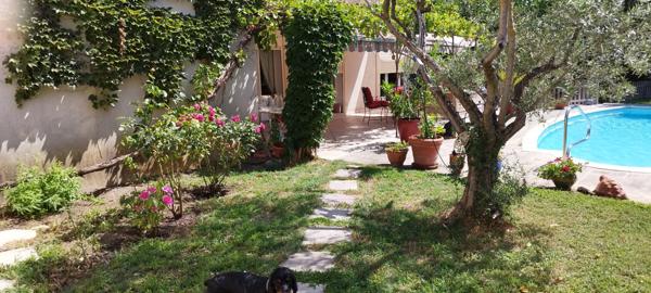 Châteauneuf-de-Gadagne (84470) Maison Chateauneuf de Gadagne 115 m² avec piscine sur un terrain de 901 m²