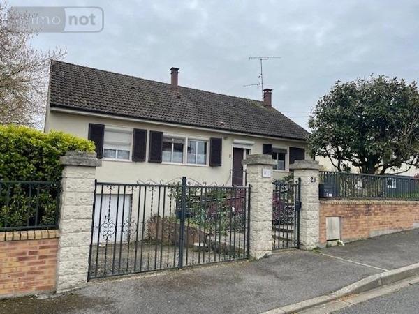 Maison à vendre à Charmes dans l'Aisne (02800), ref : 1066