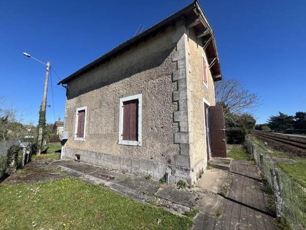 Maison à vendre |                                       Coutras |                                        4 pièces  |  72 m²