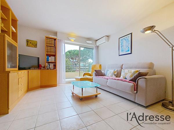 Beau 2 pièces de 46 m² avec garage dans Résidence Standing Piscine !